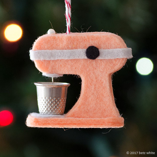 Betz-White-Holiday-Mixer-Ornament-peach c