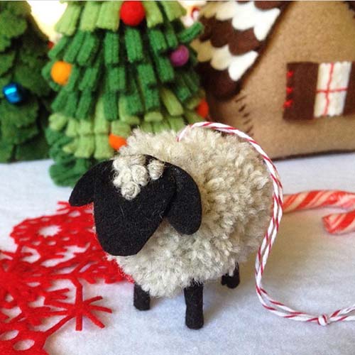 betz-white-pompom-sheep ornament