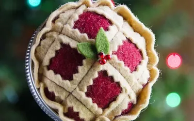 Holiday Stitch-along Ornament #4: Christmas Pie