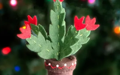 Holiday Ornament Stitch-along Club #4: Christmas Cactus