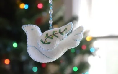 Four Felt Ornament Projects for Beginners